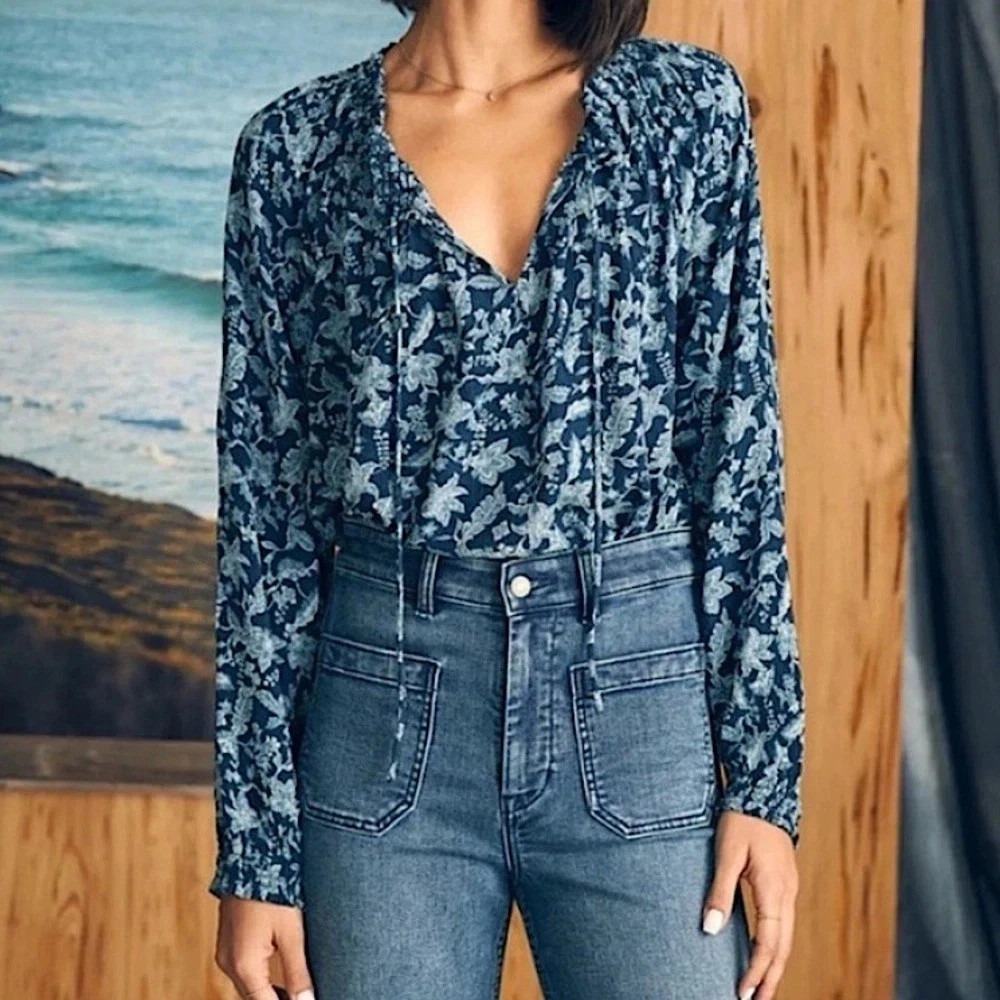NWT Faherty Emery Blue Esna Floral Blouse Blue Size S Boho Cottagecore Western